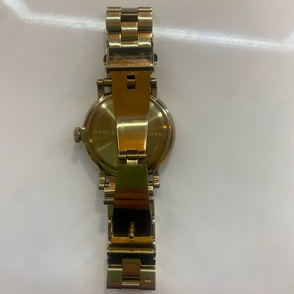 Gently used Marc Jacob’s Watch - Picture 9 of 10